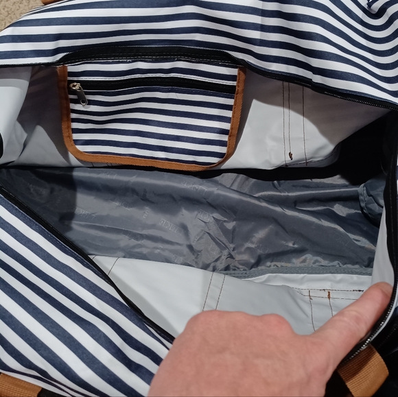 Women's Lekesky Foldable Travel Duffle Bag 100L - Picture 7 of 14